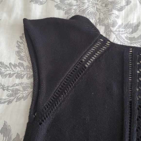 Roxy Black Capped Sleeve Sweater Top- Large - Picture 9 of 10